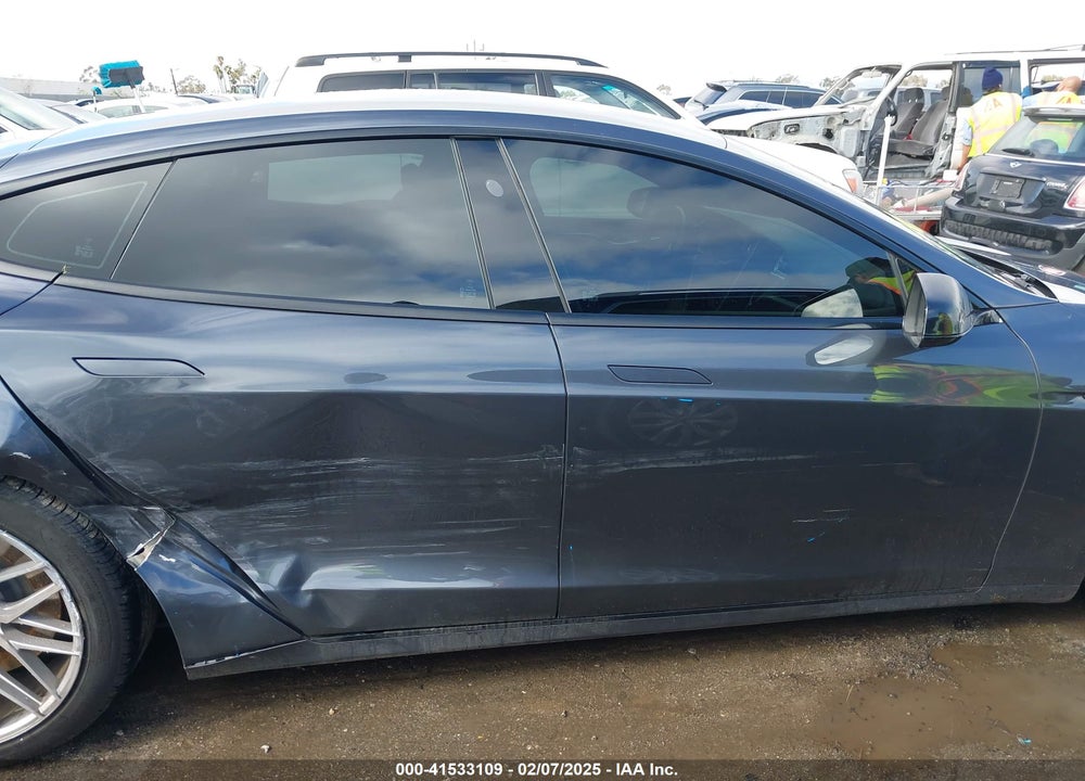2017 TESLA MODEL S VIN: 5YJSA1E28HF202944