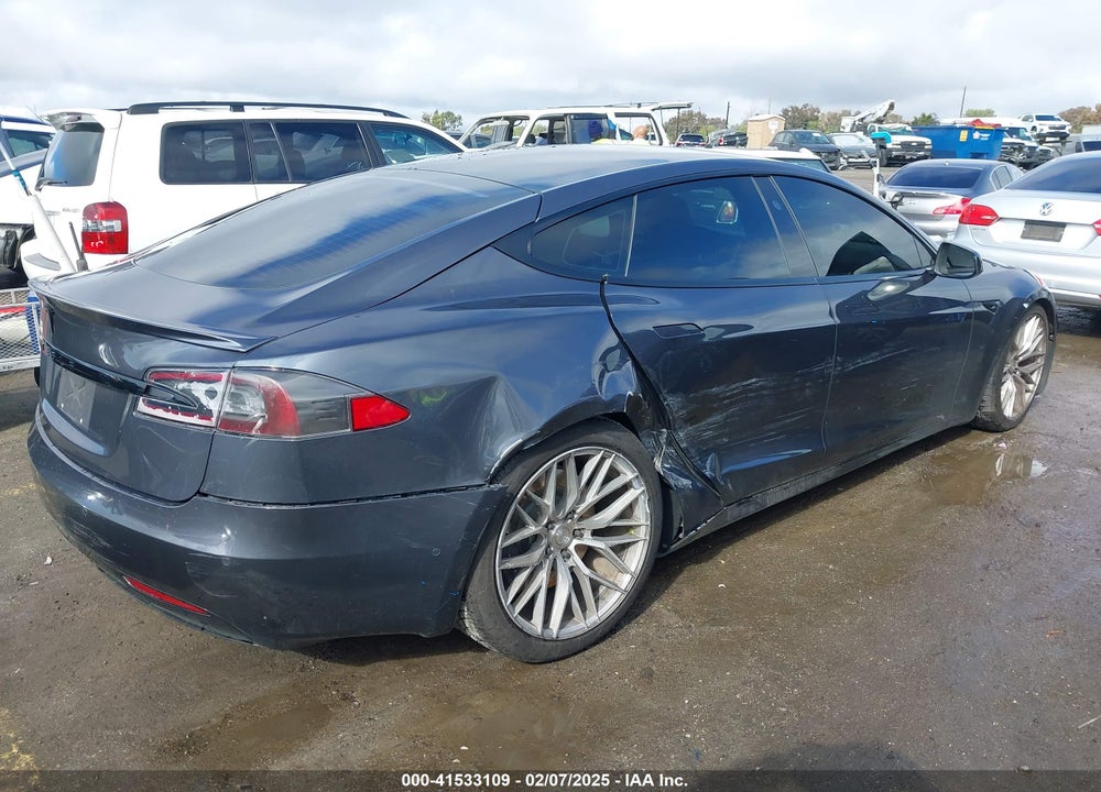 2017 TESLA MODEL S VIN: 5YJSA1E28HF202944