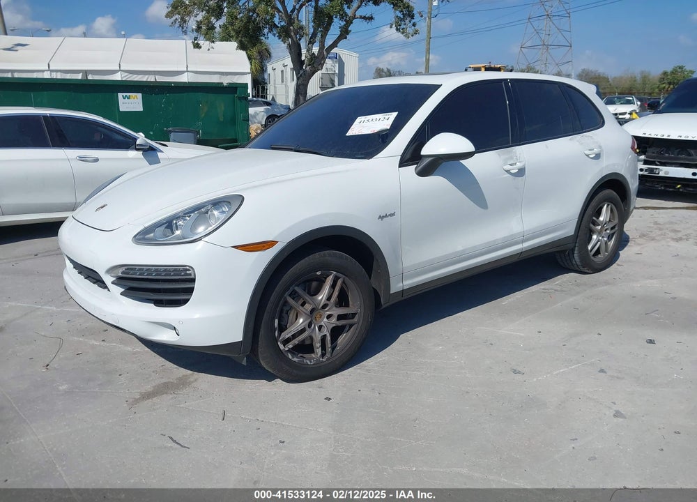 2014 PORSCHE CAYENNE HYBRID S VIN: WP1AE2A20ELA51424