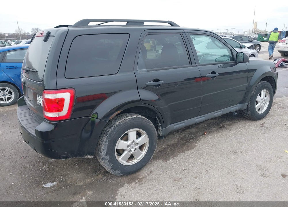 2010 FORD ESCAPE XLT VIN: 1FMCU0D70AKD39853