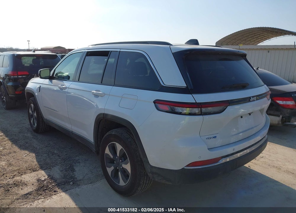2024 JEEP GRAND CHEROKEE 4XE VIN: 1C4RJYB69R8532060