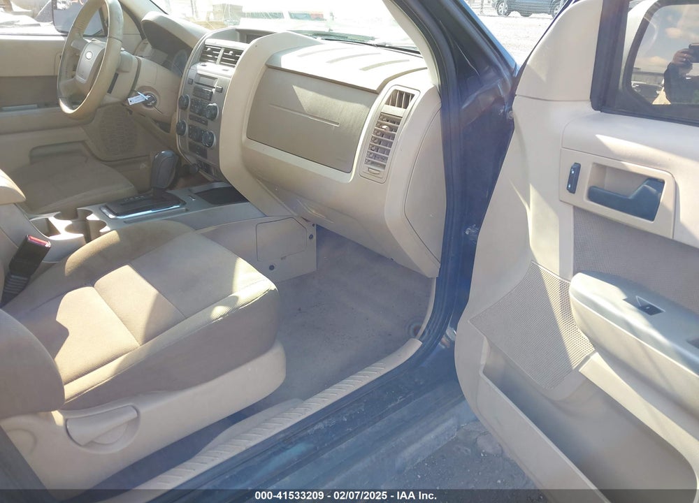 2010 FORD ESCAPE XLT VIN: 1FMCU9DG5AKA85531