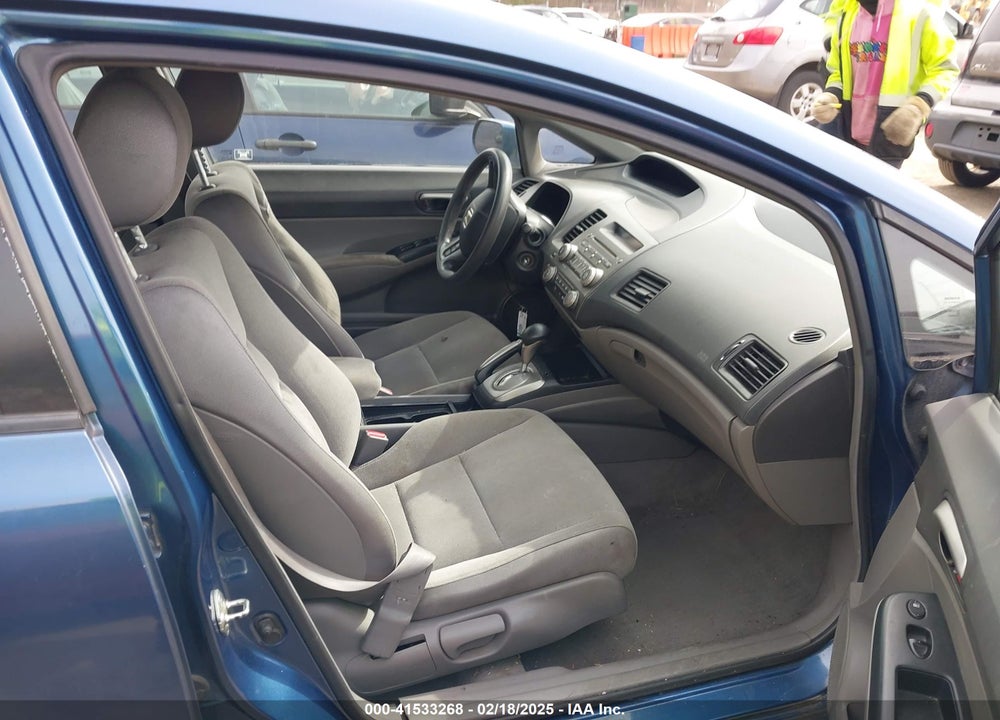 2008 HONDA CIVIC VIN: 2HGFA16598H522182