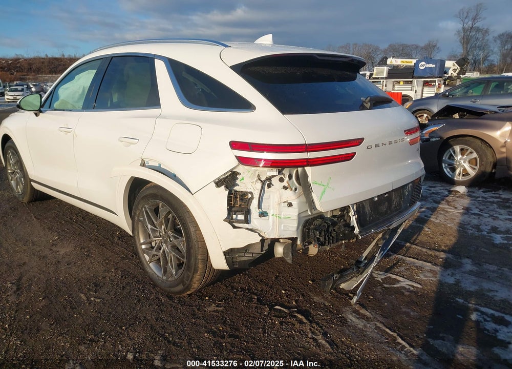 2025 GENESIS GV70 2.5T AWD VIN: 5NMMADTB8SH022107