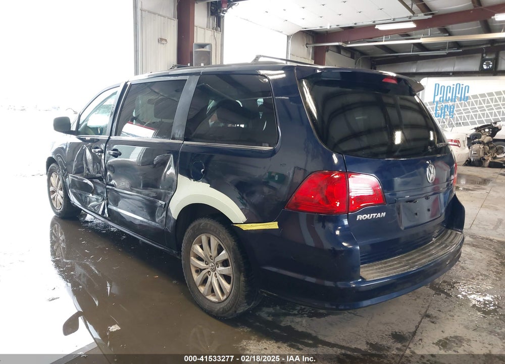 2014 VOLKSWAGEN ROUTAN SE VIN: 2C4RVABG2ER134482