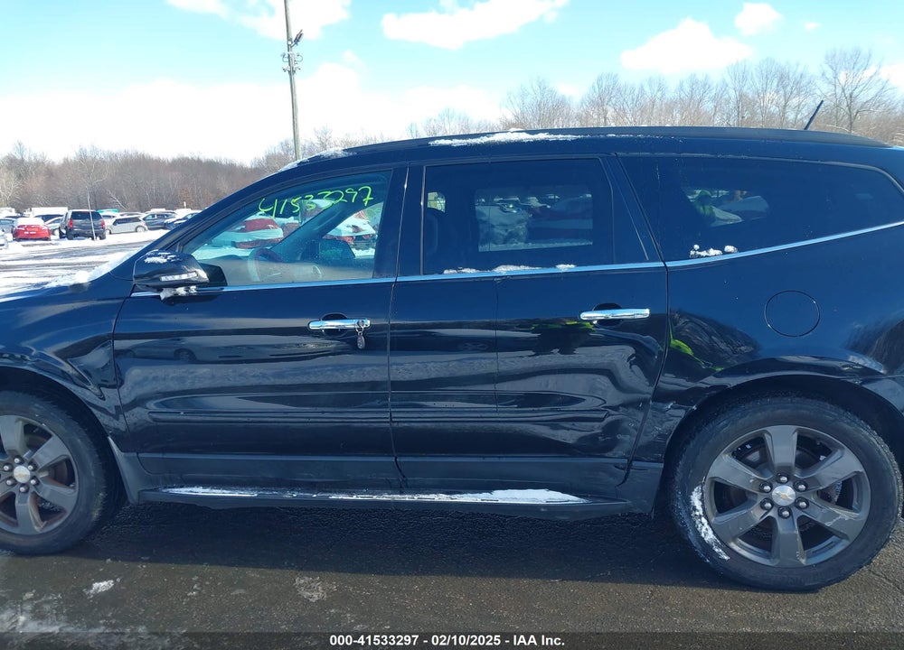 2017 CHEVROLET TRAVERSE VIN: 1GNKVHKDXHJ236306