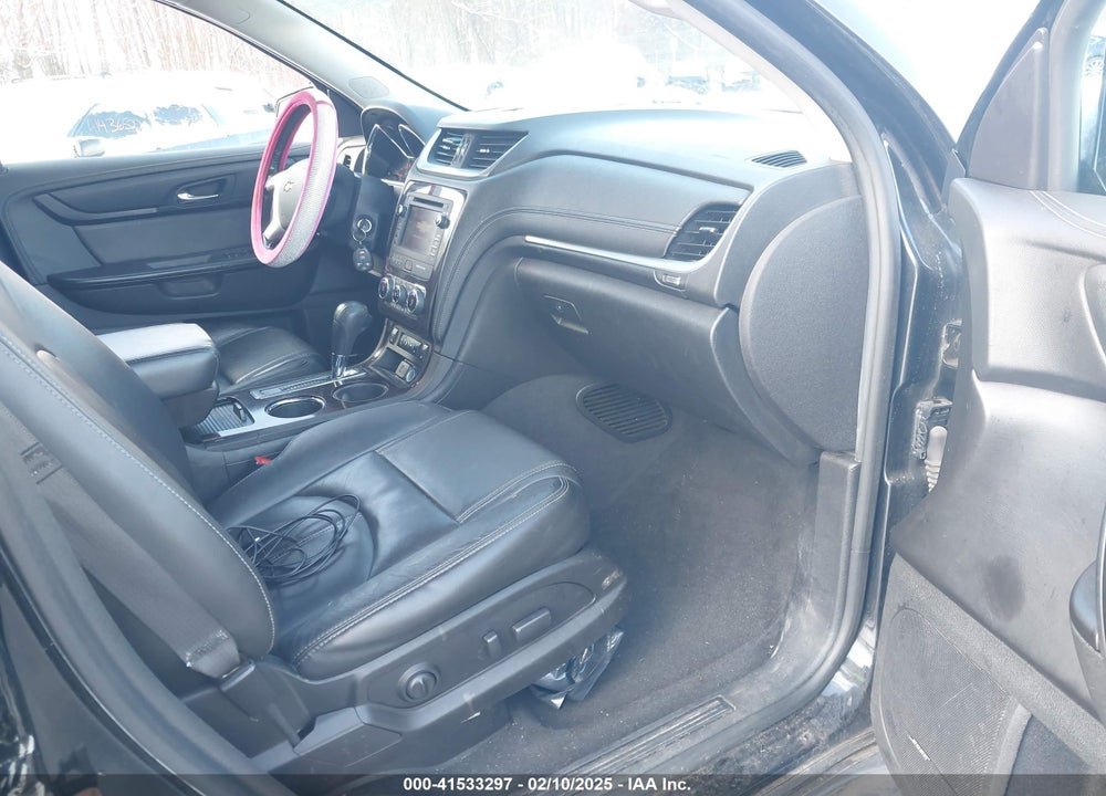 2017 CHEVROLET TRAVERSE VIN: 1GNKVHKDXHJ236306