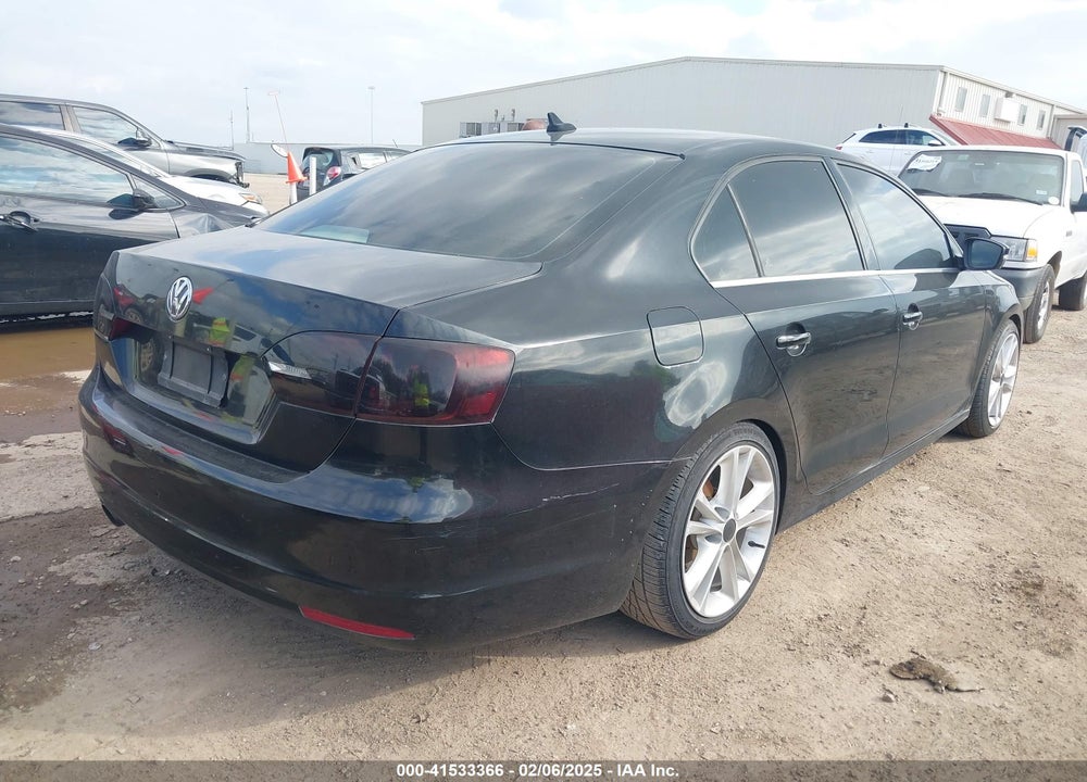 2014 VOLKSWAGEN JETTA VIN: 3VWD07AJ5EM382349