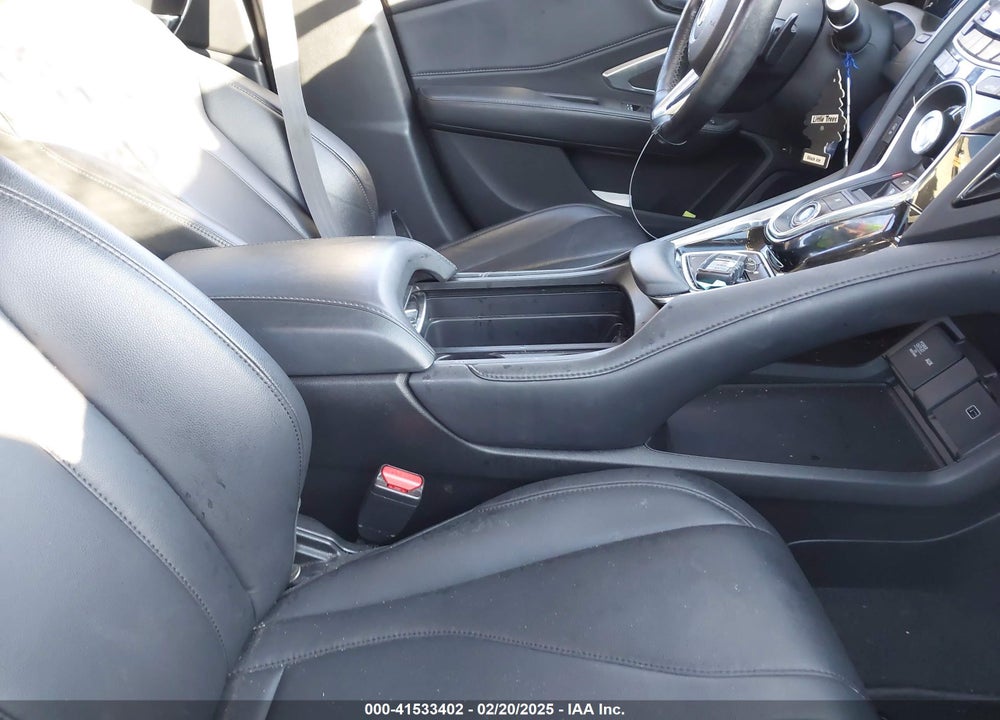 2020 ACURA RDX STANDARD VIN: 5J8TC2H38LL015929