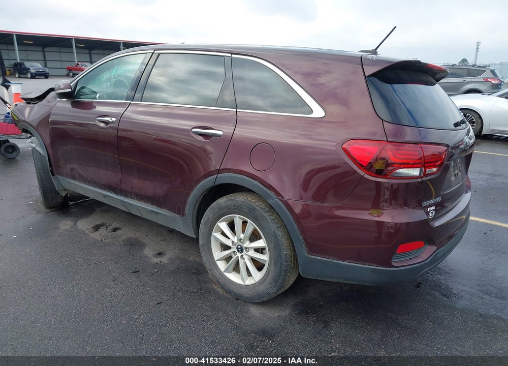 2019 KIA SORENTO 3.3L LX VIN: 5XYPG4A53KG481998
