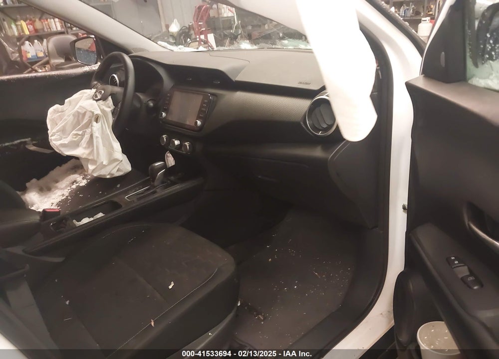 2024 NISSAN KICKS VIN: 3N1CP5CV5RL474042