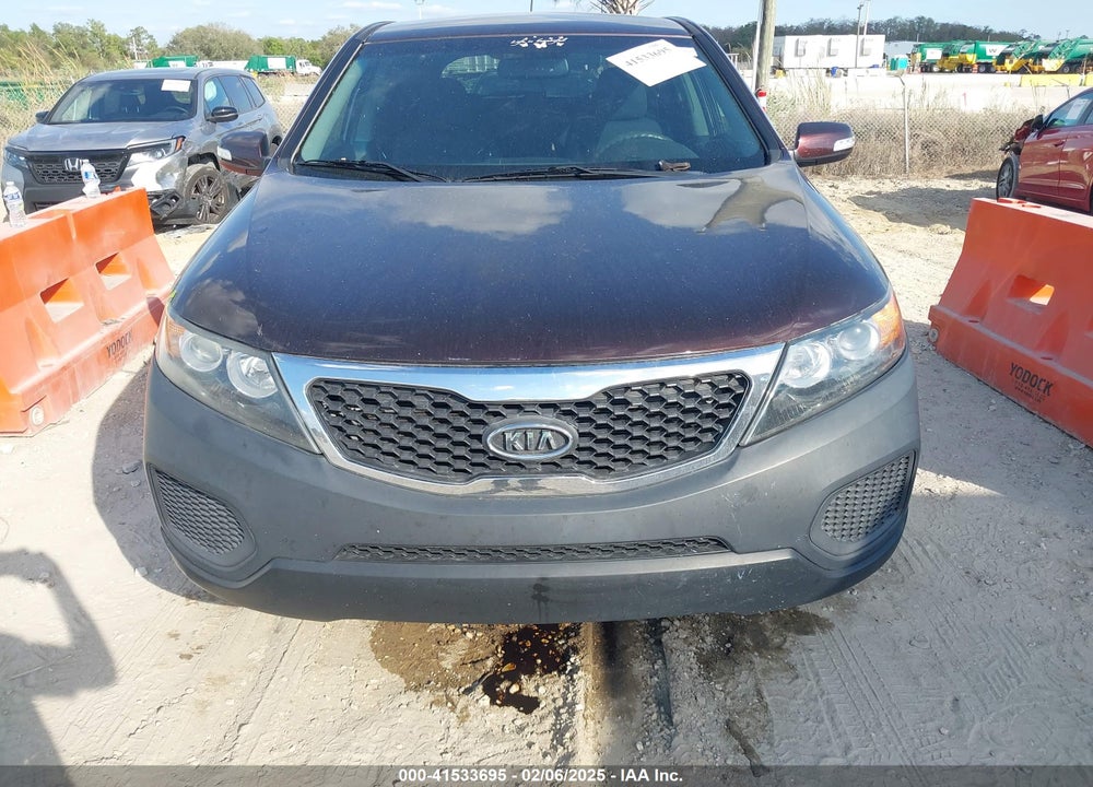 2013 KIA SORENTO LX VIN: 5XYKT3A1XDG332794