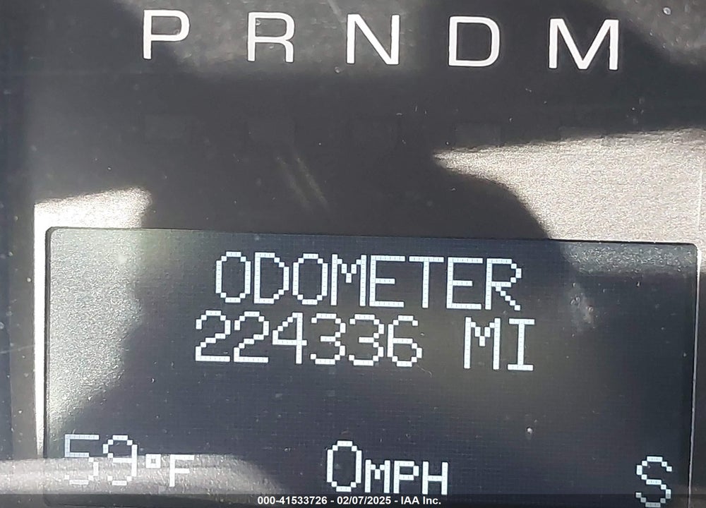 2010 CADILLAC ESCALADE ESV PREMIUM VIN: 1GYUKJEFXAR228500