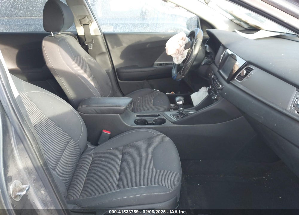 2018 KIA NIRO LX VIN: KNDCB3LC8J5132670