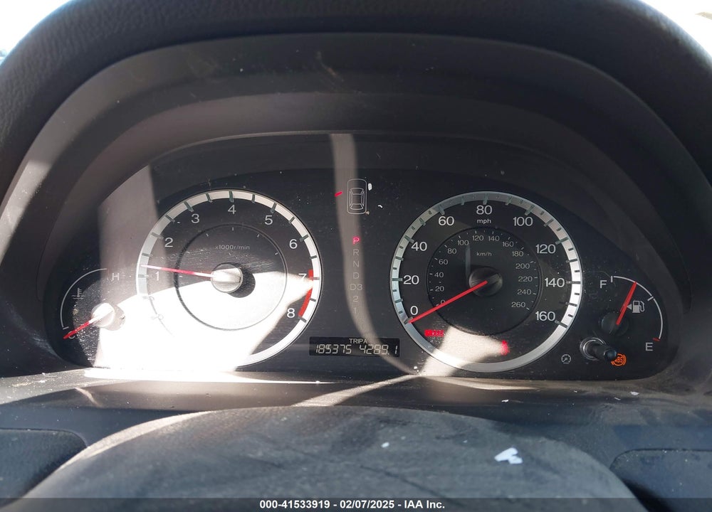 2008 HONDA ACCORD 2.4 LX VIN: JHMCP26368C040940
