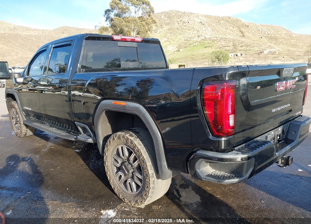 2022 GMC SIERRA 2500HD 4WD STANDARD BED AT4 VIN: 1GT49PEY3NF304569
