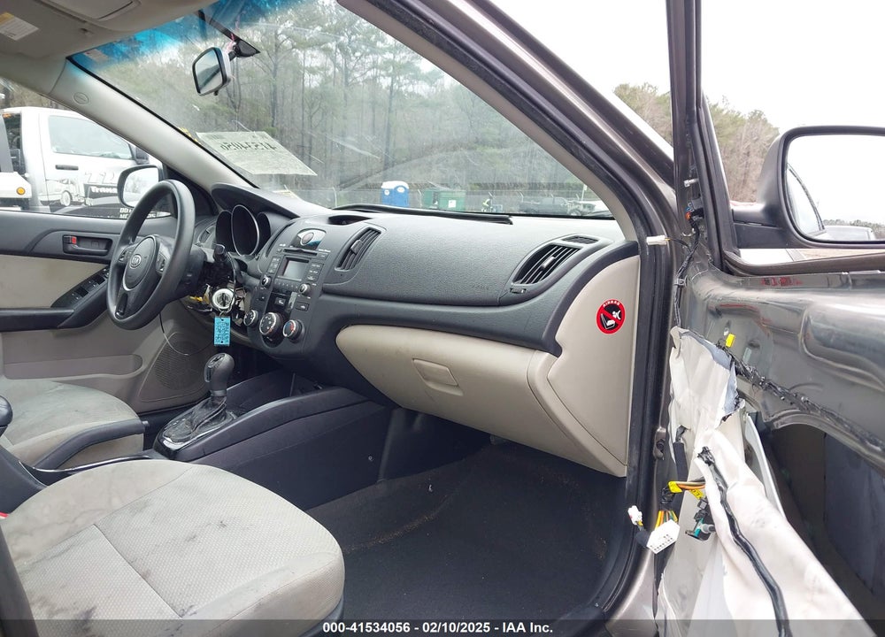 2012 KIA FORTE VIN: KNAFU4A26C5521623