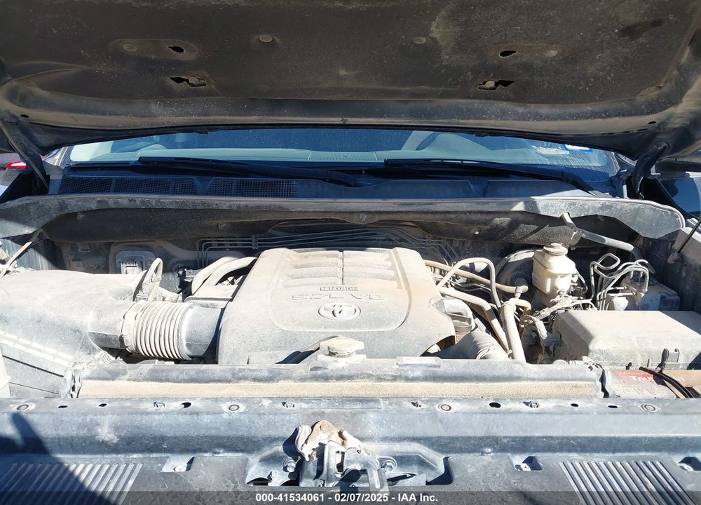 2017 TOYOTA TUNDRA SR5 5.7L V8 VIN: 5TFEW5F13HX227400