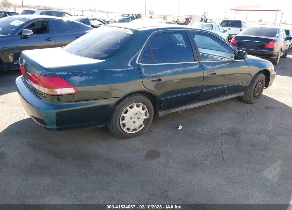 2001 HONDA ACCORD 2.3 LX VIN: 1HGCG56481A106712