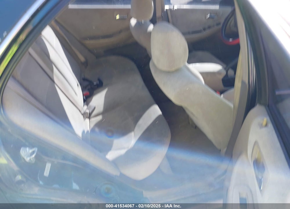 2001 HONDA ACCORD 2.3 LX VIN: 1HGCG56481A106712