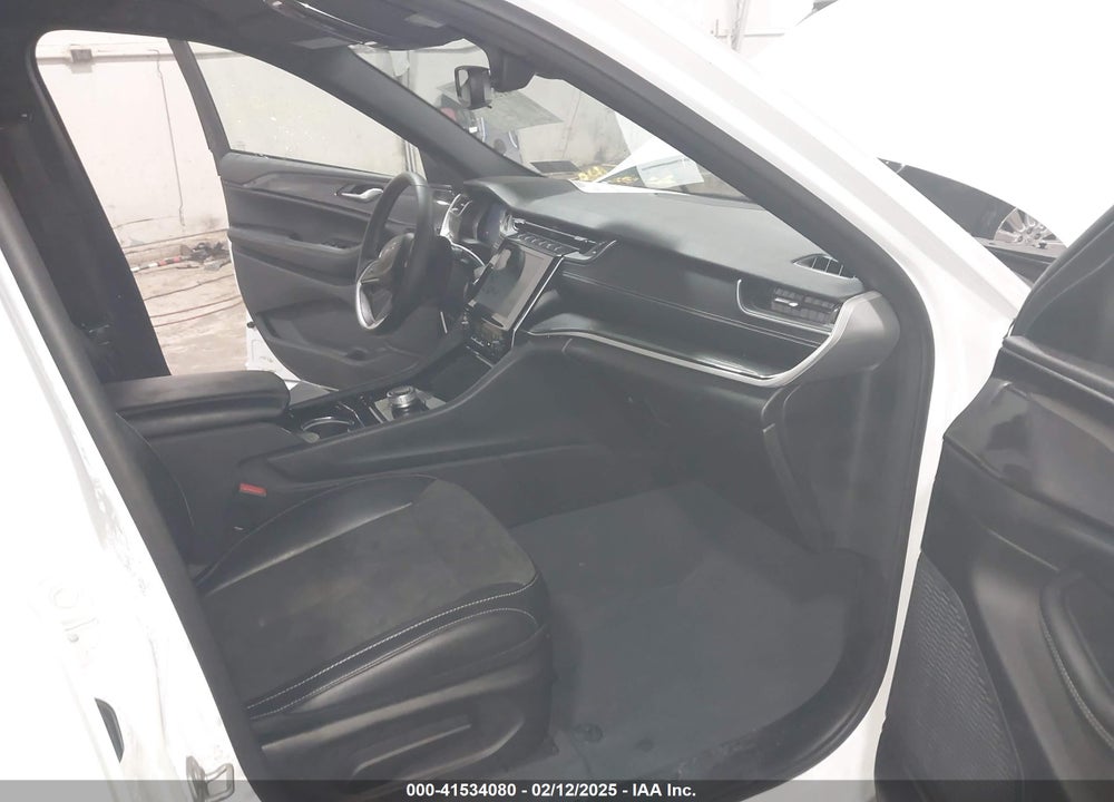 2023 JEEP GRAND CHEROKEE ALTITUDE 4X4 VIN: 1C4RJHAG1P8103941
