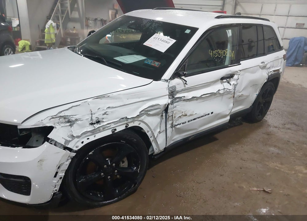 2023 JEEP GRAND CHEROKEE ALTITUDE 4X4 VIN: 1C4RJHAG1P8103941