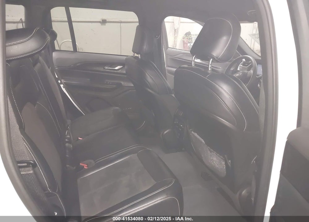 2023 JEEP GRAND CHEROKEE ALTITUDE 4X4 VIN: 1C4RJHAG1P8103941