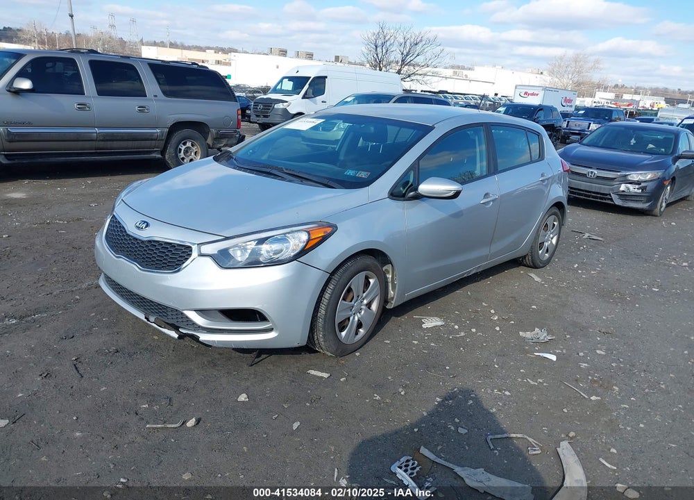 2016 KIA FORTE 5-DOOR LX VIN: KNAFK5A89G5574144