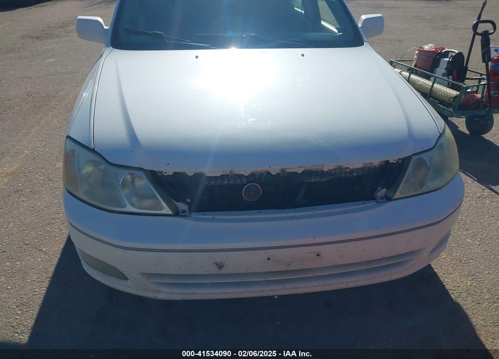 2001 TOYOTA AVALON XLS VIN: 4T1BF28B71U164893