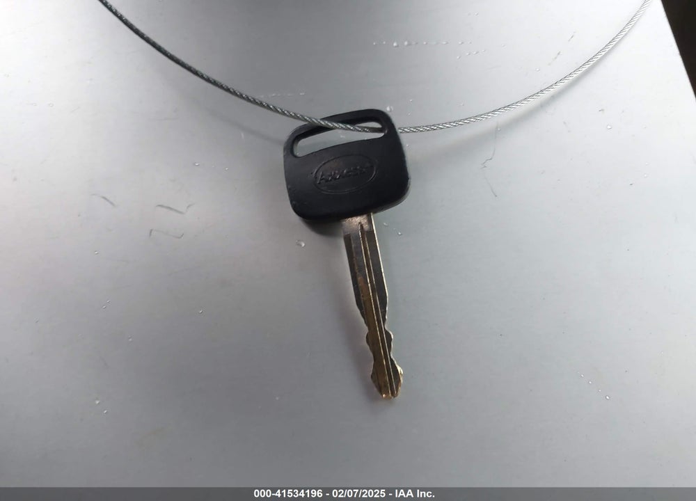 1999 TOYOTA SIENNA CE VIN: 4T3ZF19C0XU169353