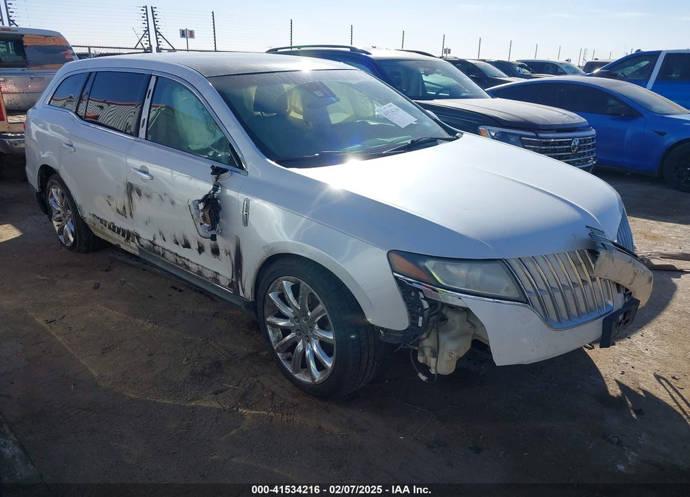 2010 LINCOLN MKT VIN: 2LMHJ5FR0ABJ11456
