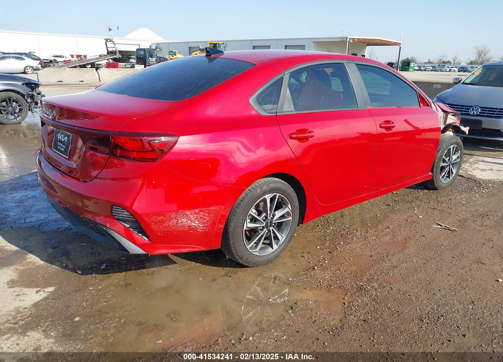 2024 KIA FORTE LXS VIN: 3KPF24ADXRE779473