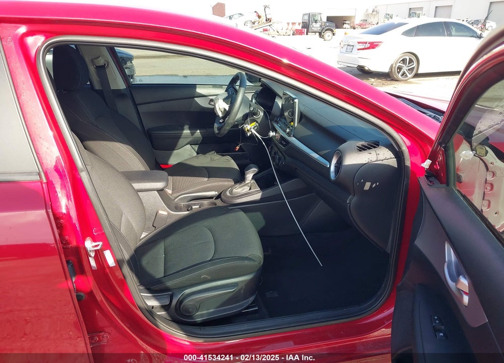 2024 KIA FORTE LXS VIN: 3KPF24ADXRE779473