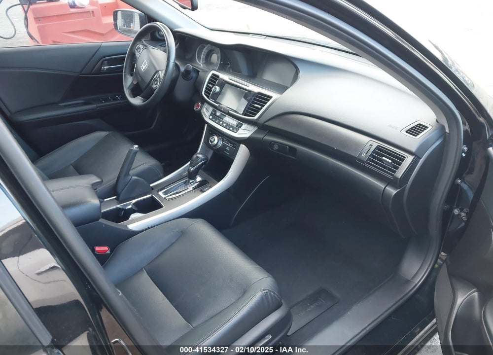 2015 HONDA ACCORD EX-L VIN: 1HGCR2F85FA264668