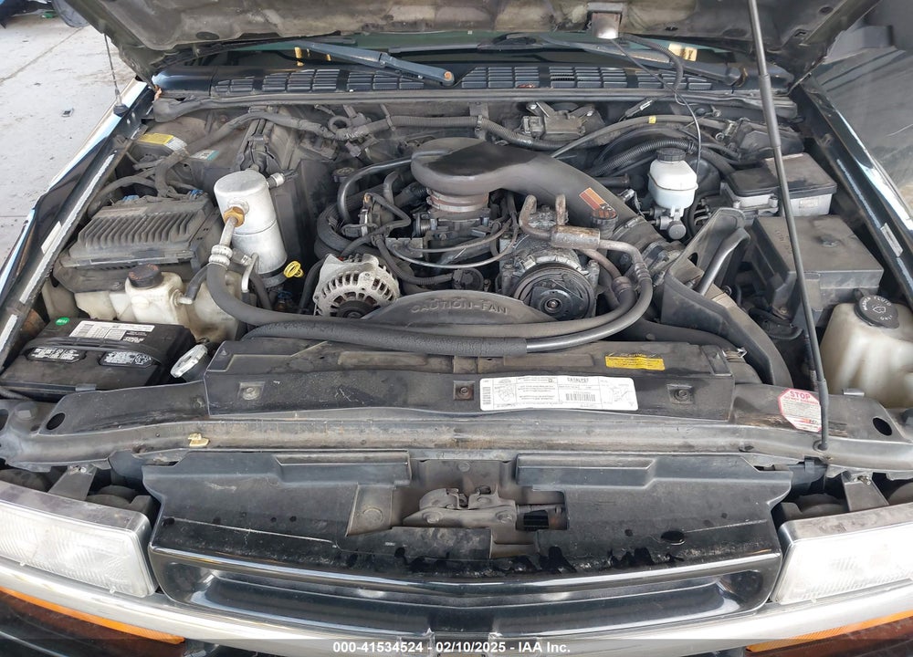 1999 CHEVROLET BLAZER LS VIN: 1GNCT18W3XK216840