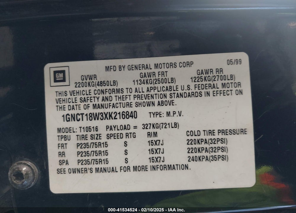 1999 CHEVROLET BLAZER LS VIN: 1GNCT18W3XK216840