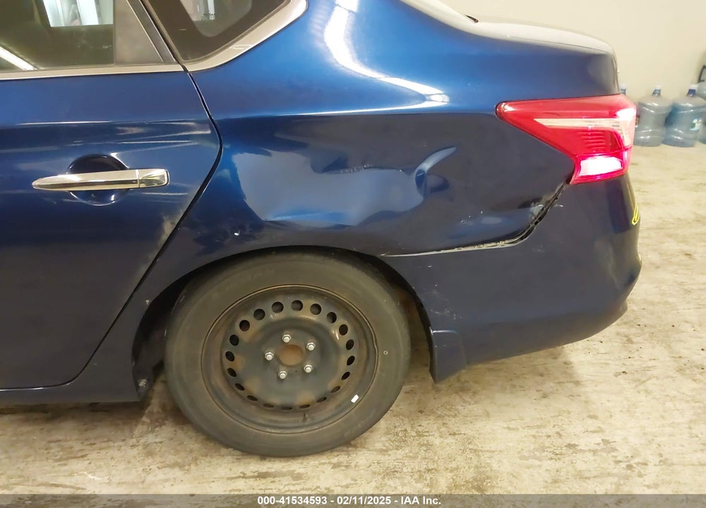2018 NISSAN SENTRA VIN: 3N1AB7AP9JY332693