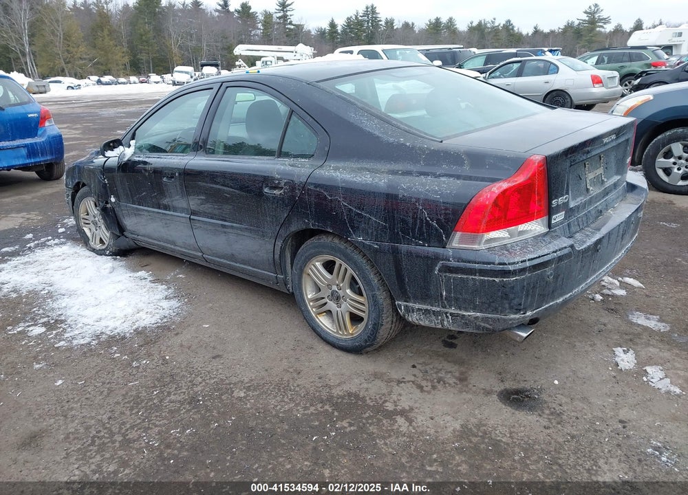 2006 VOLVO S60 2.5T VIN: YV1RS592262537172