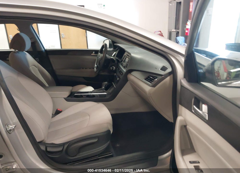 2015 HYUNDAI SONATA SPORT VIN: 5NPE34AF7FH032771