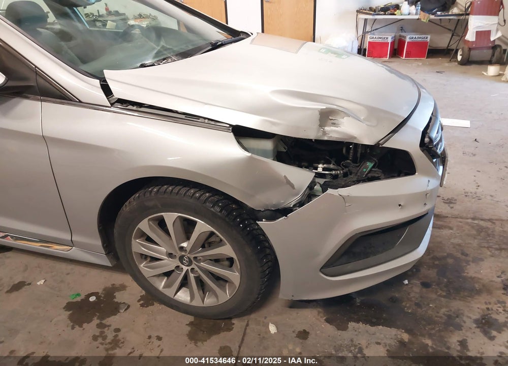 2015 HYUNDAI SONATA SPORT VIN: 5NPE34AF7FH032771