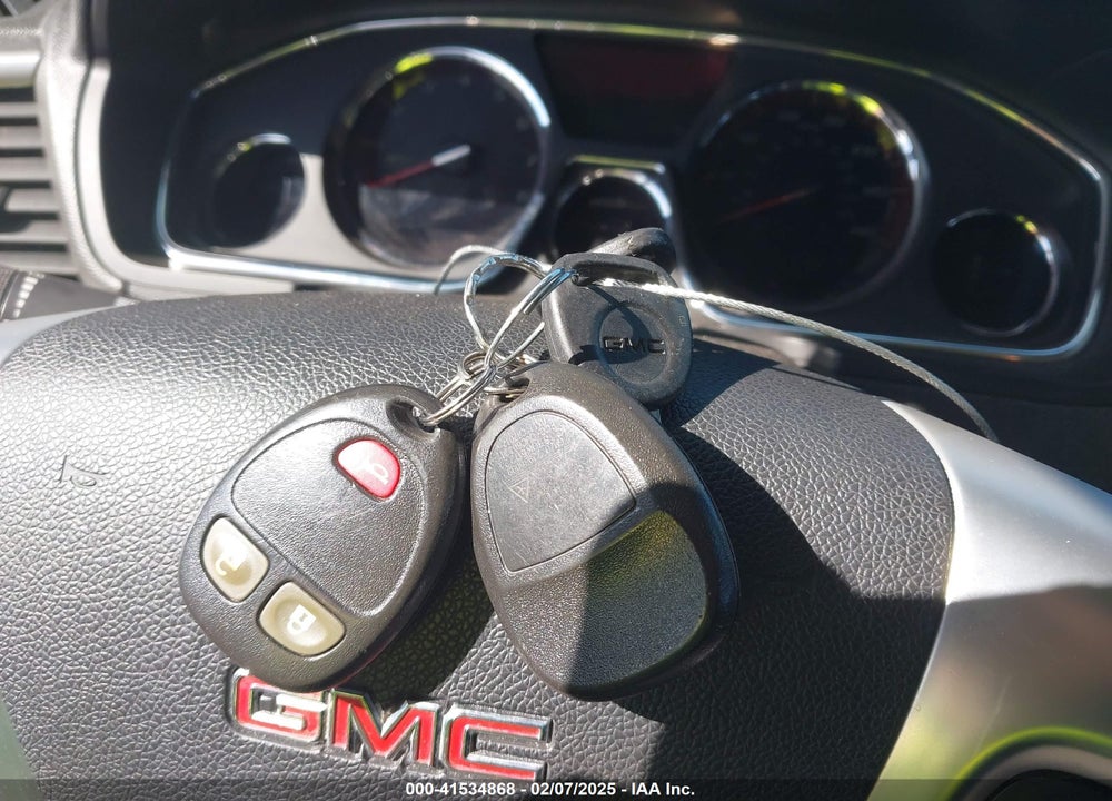 2014 GMC ACADIA SLE-1 VIN: 1GKKRNED8EJ235114