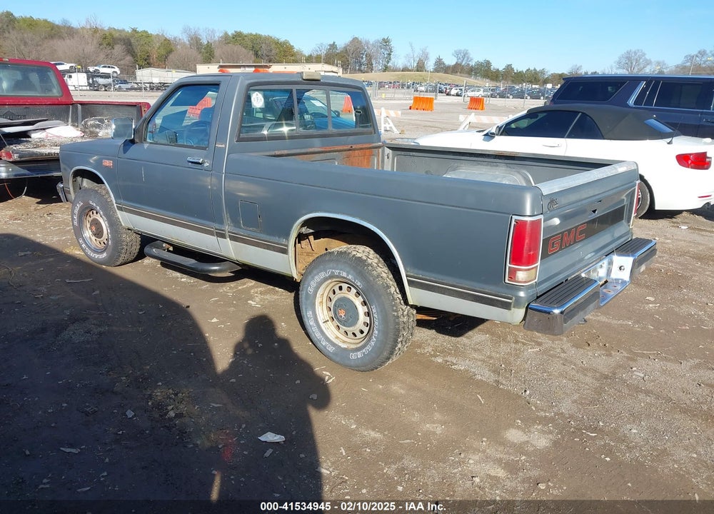 1988 GMC S TRUCK S15 VIN: 1GTCT14R6J2514475