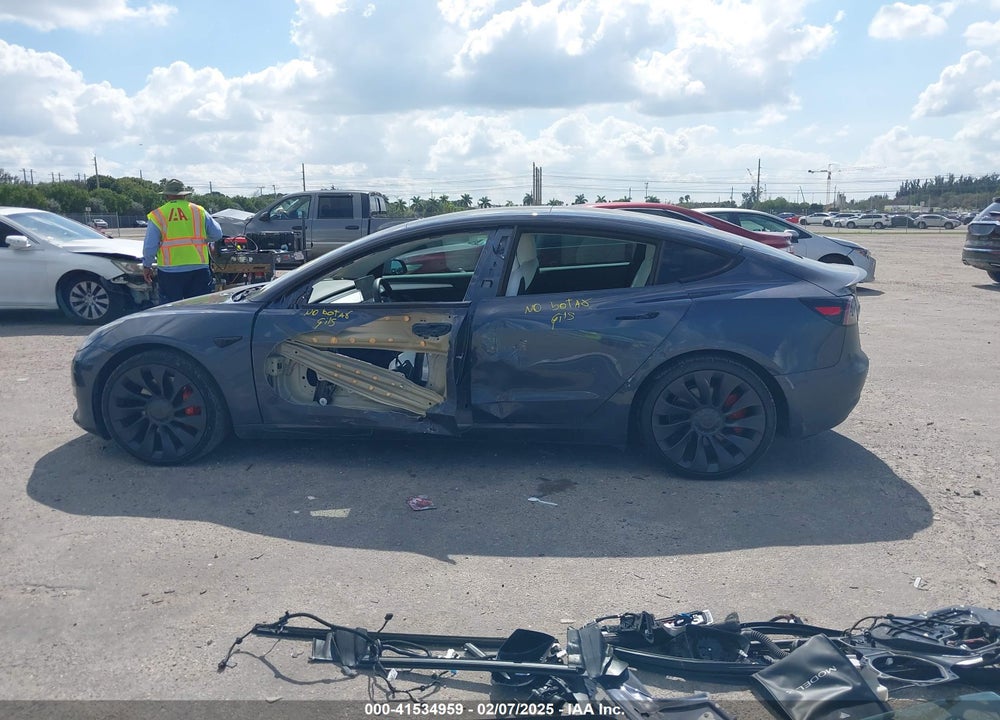 2022 TESLA MODEL 3 VIN: 5YJ3E1EC9NF201184