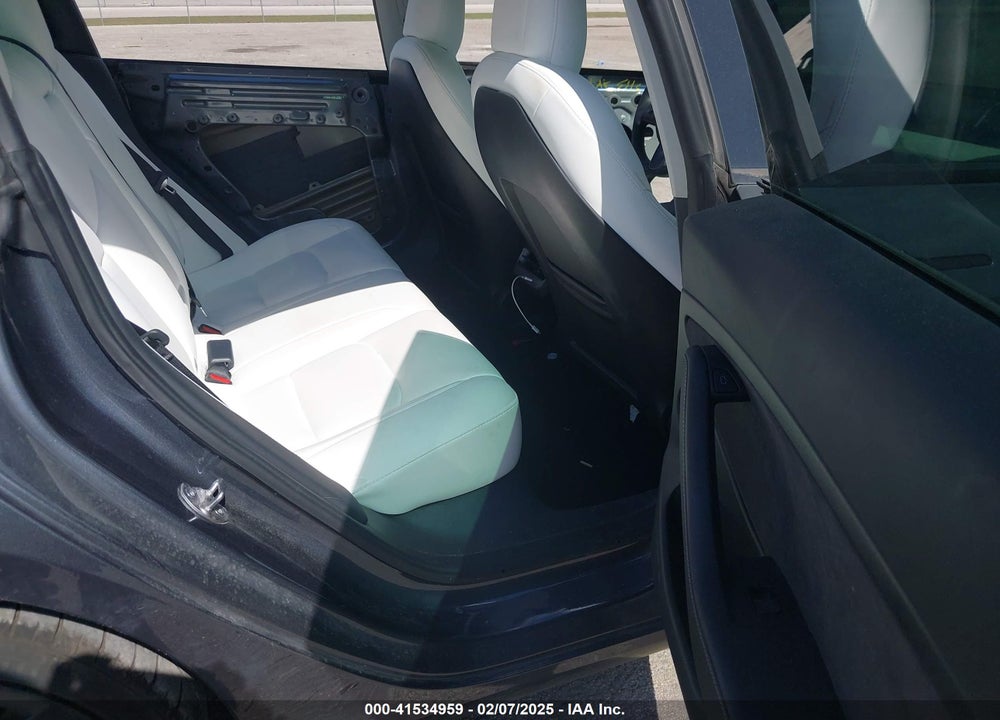 2022 TESLA MODEL 3 VIN: 5YJ3E1EC9NF201184