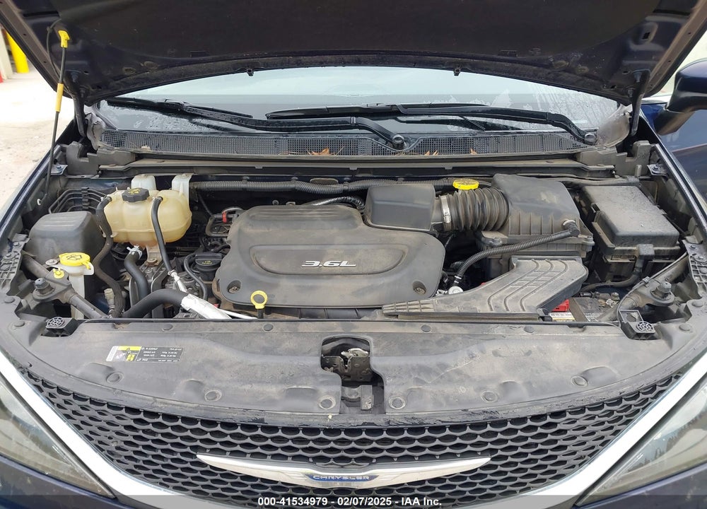2017 CHRYSLER PACIFICA TOURING VIN: 2C4RC1DG7HR553693
