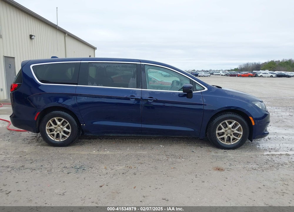 2017 CHRYSLER PACIFICA TOURING VIN: 2C4RC1DG7HR553693