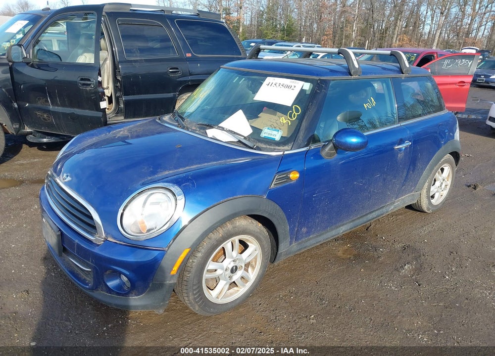 2012 MINI COOPER VIN: WMWSU3C55CT540501