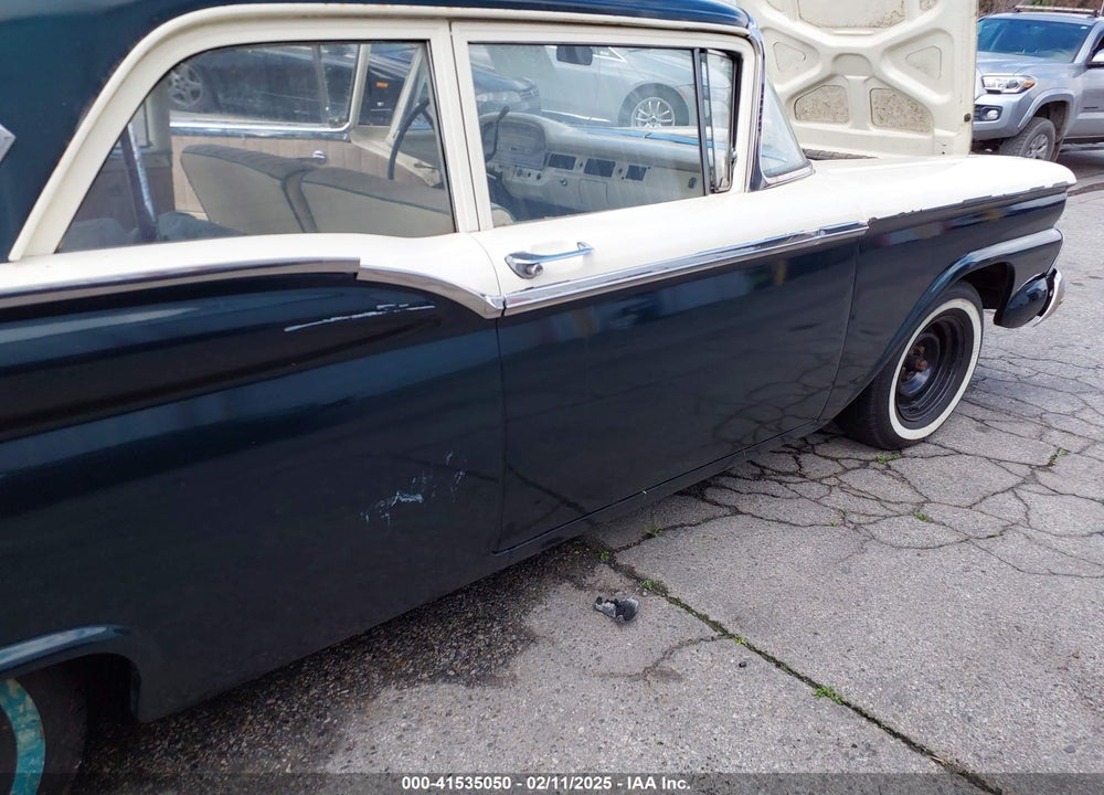 1959 FORD FAIRLANE VIN: A9LG121219