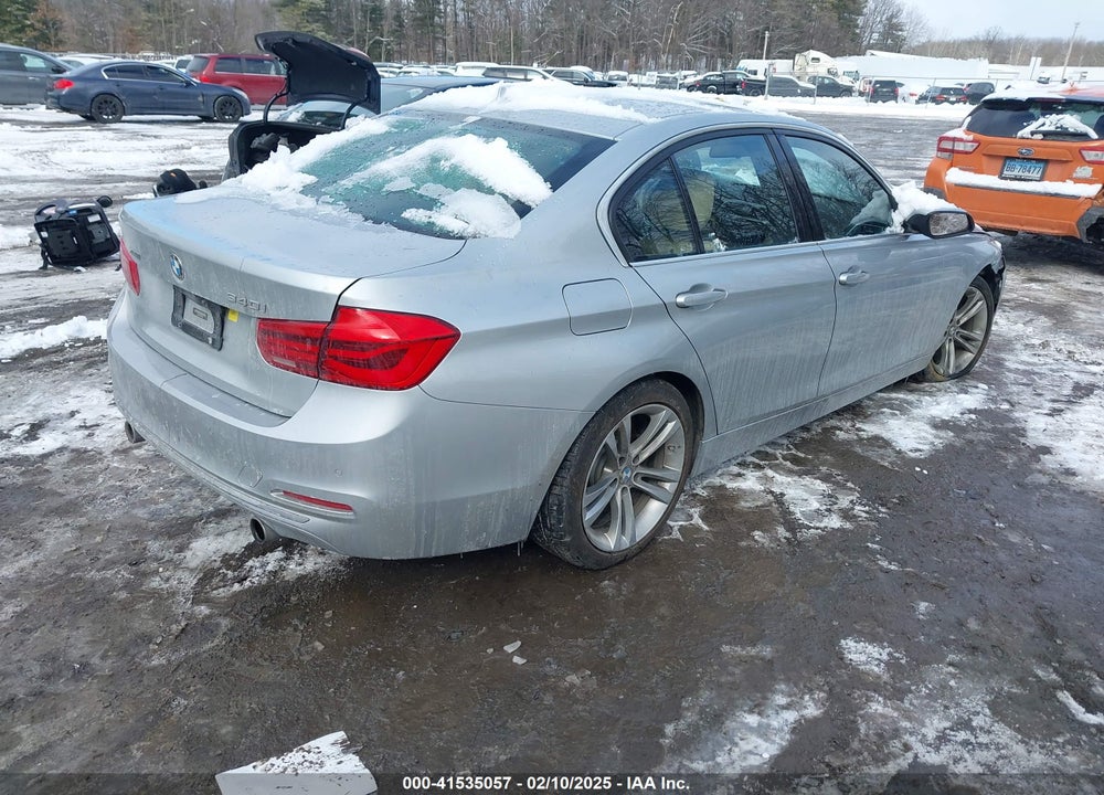 2018 BMW 340 VIN: WBA8B7C59JA576823