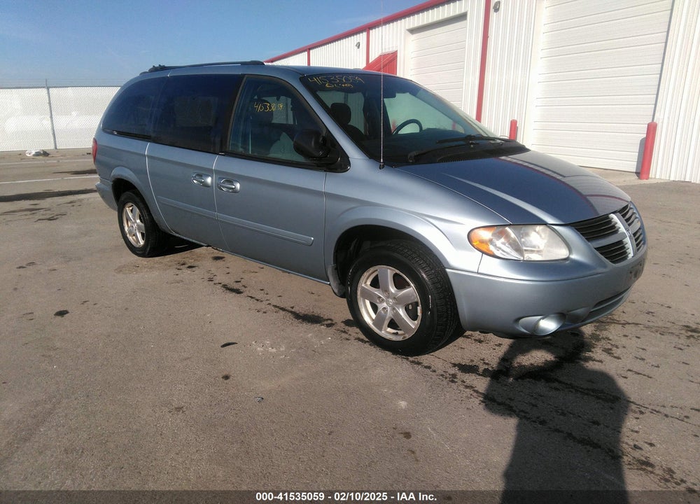 2005 DODGE GRAND CARAVAN SXT VIN: 2D4GP44L45R336806